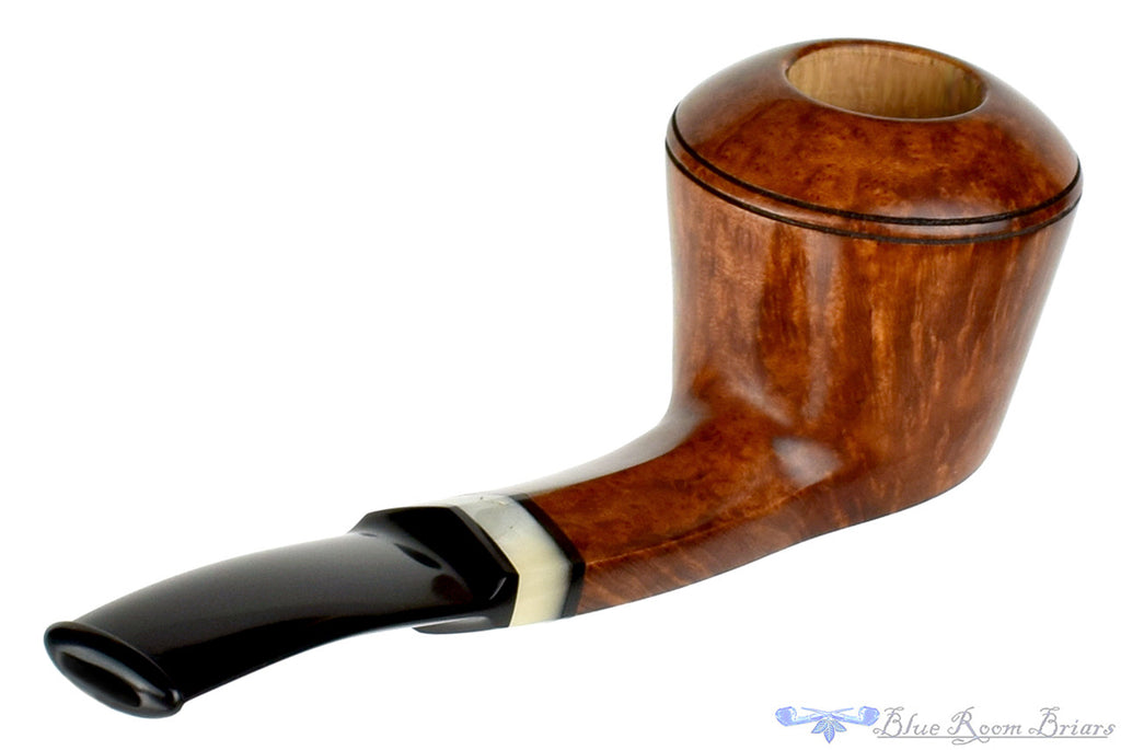 Blue Room Briars, Charl Goussard Pipe 1/8 Bent Bulldog with Kudu Horn, smooth pipe, straight grain, kudo horn, saddle, saddled stem pipe, south african, south africa, bulldog, faceted shank, artisan