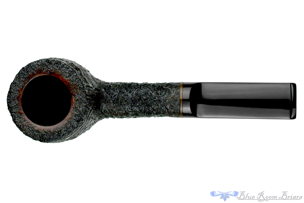 Blue Room Briars is proud to present this Jerry Crawford Pipe Ring Blast Pot