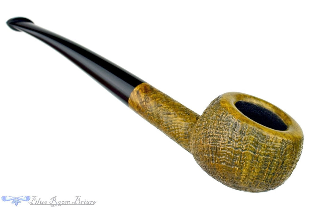 Blue Room Briars is proud to present this Joe Hinkle Pipe Sandblast Prince