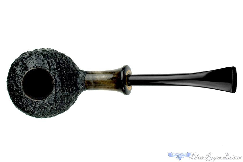 Blue Room Briars is proud to present this Yorgos Mitakidis Pipe 3022 Bent Black Blast Scoop with Horn