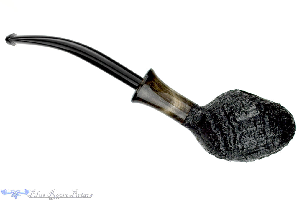 Blue Room Briars is proud to present this Yorgos Mitakidis Pipe 3022 Bent Black Blast Scoop with Horn