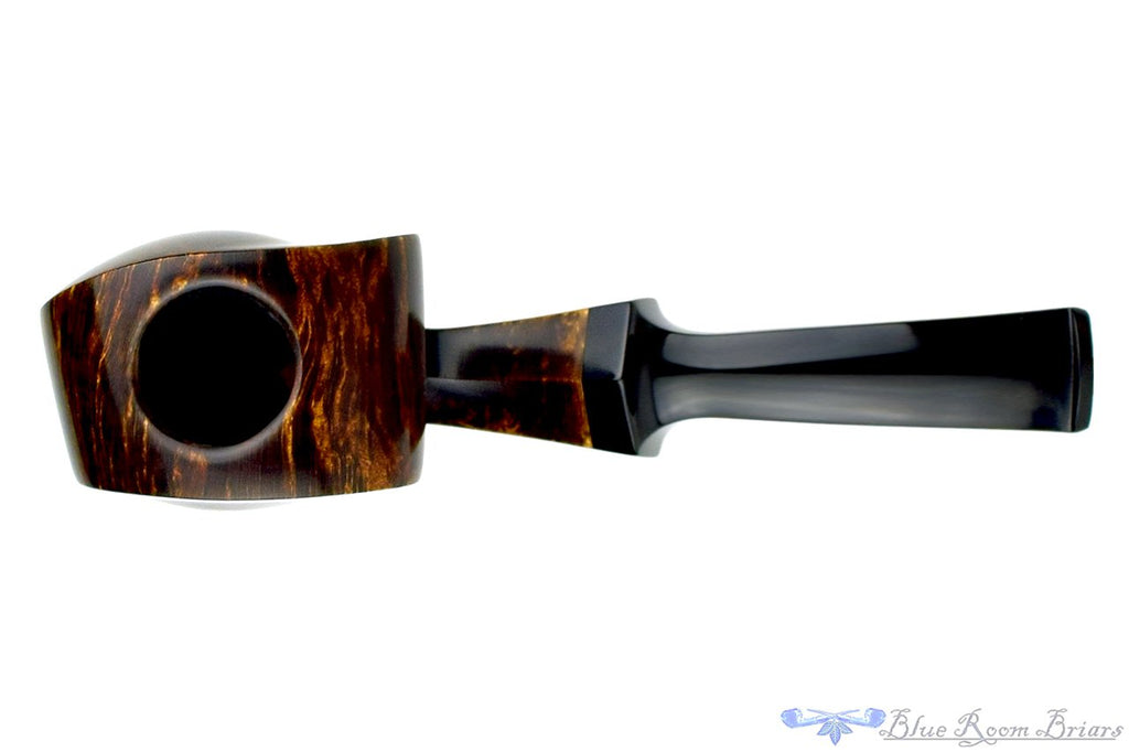 Blue Room Briars is proud to present this Joe Hinkle Pipe 1/4 Bent Smooth Blowfish