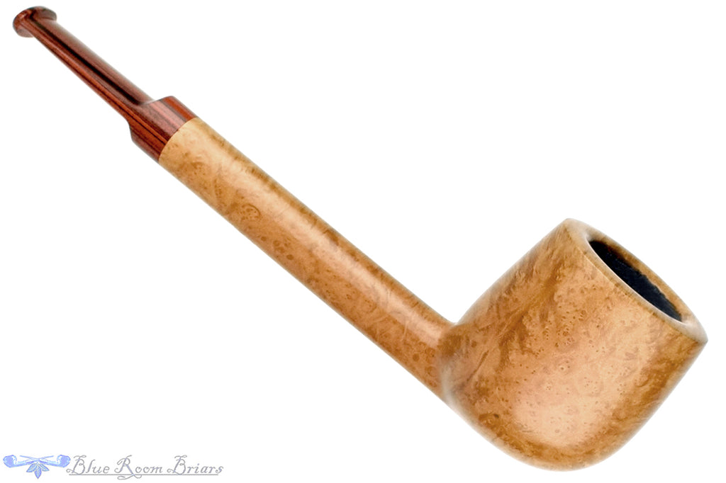 Blue Room Briars is proud to present this Charl Goussard Pipe Lovat with Brindle