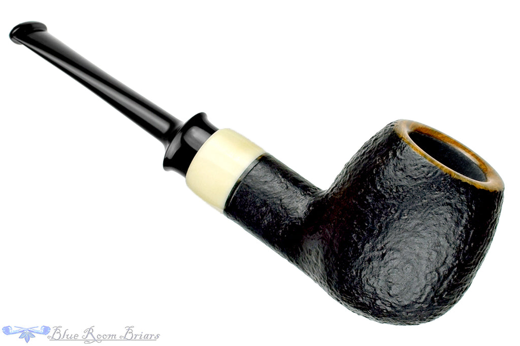 Blue Room Briars is proud to present this Charl Goussard Pipe Black Blast Apple with Warthog Tusk