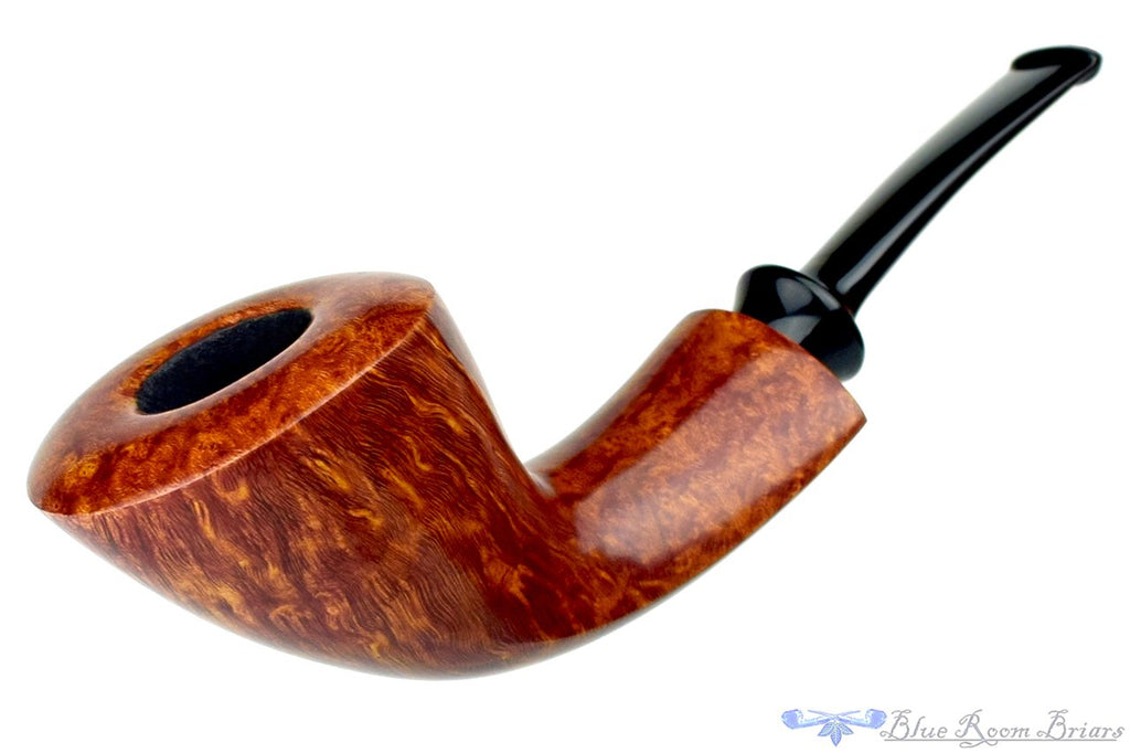 Blue Room Briars is proud to present this Brian Madsen Pipe Dublin with Teardrop Shank