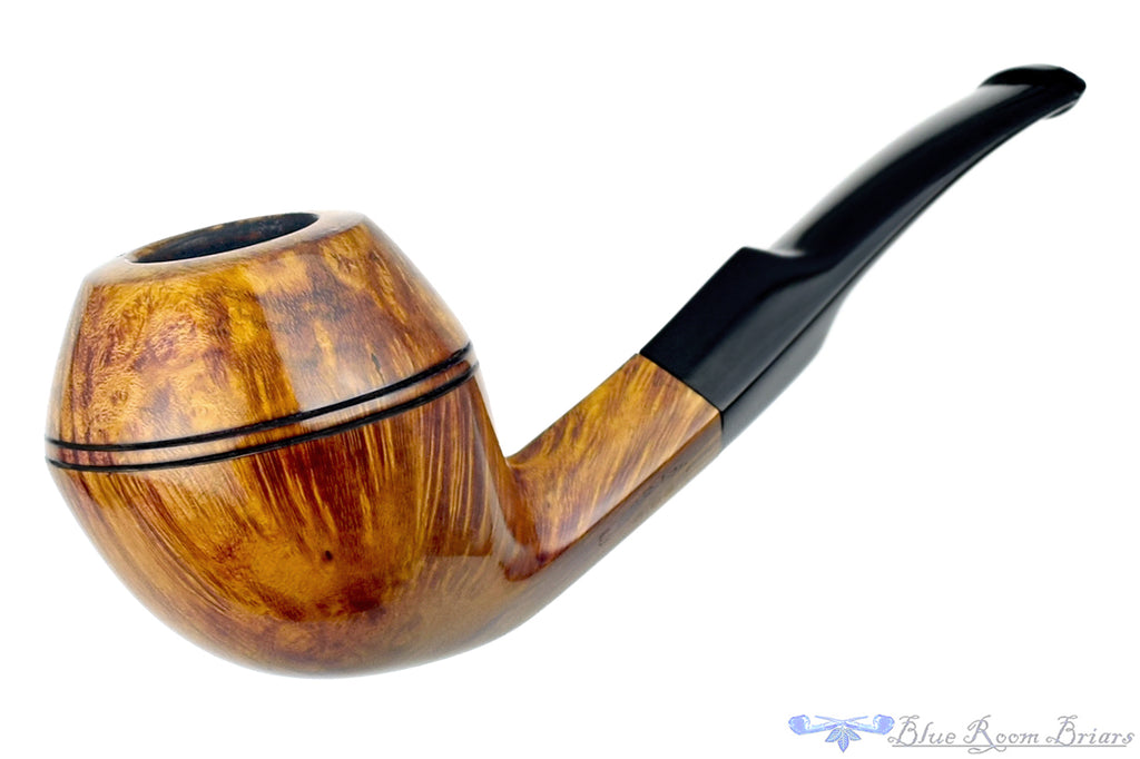 Blue Room Briars is proud to present this Erik Nielsen Pipe 1/4 Bent Bulldog