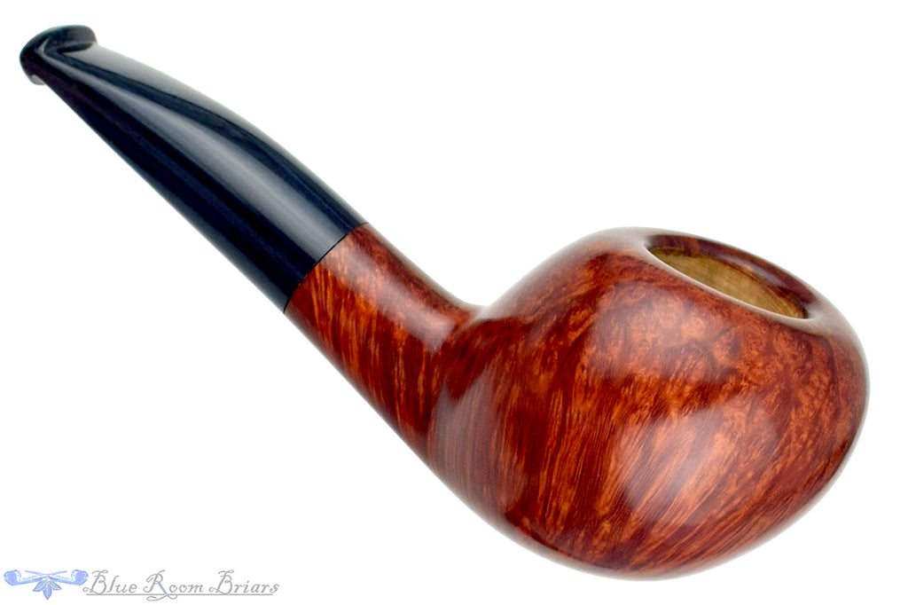 Blue Room Briars is proud to present this RC Sands Pipe 1/4 Bent Tomato with Blue Brindle
