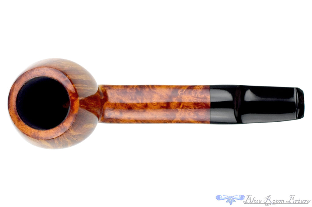 Blue Room Briars is proud to present this Erik Nielsen Pipe Grade C Saddle Apple