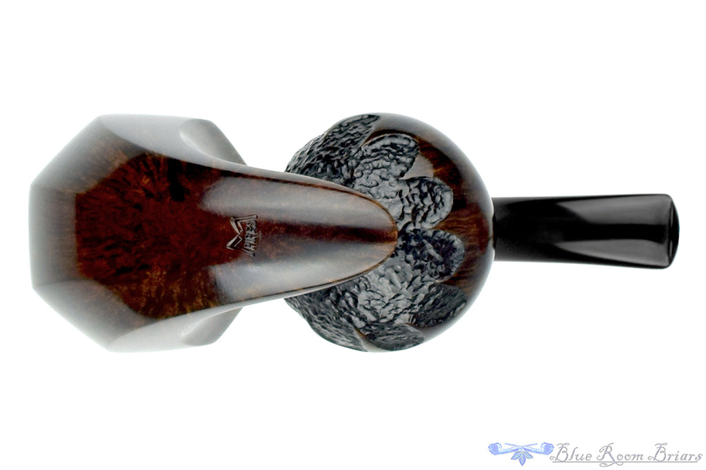 Blue Room Briars is proud to present this Marinko Neralić Pipe Bent Partial Rusticated Paneled Reverse Calabash