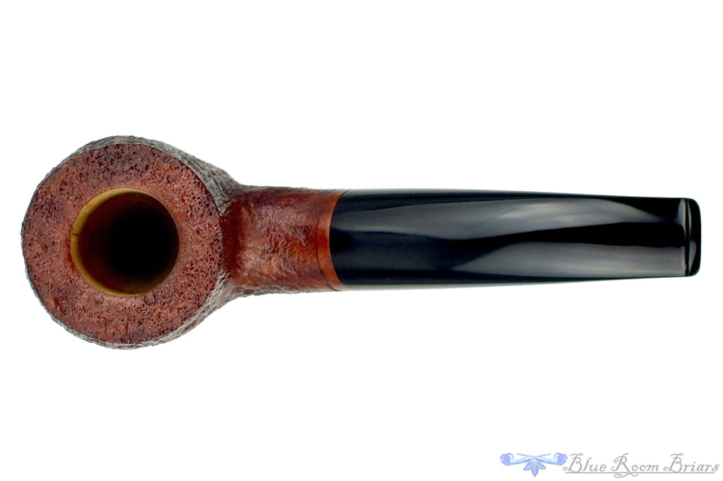 Blue Room Briars is proud to present this Colin Rigsby Pipe 1/4 Bent Sandblast Stout Billiard