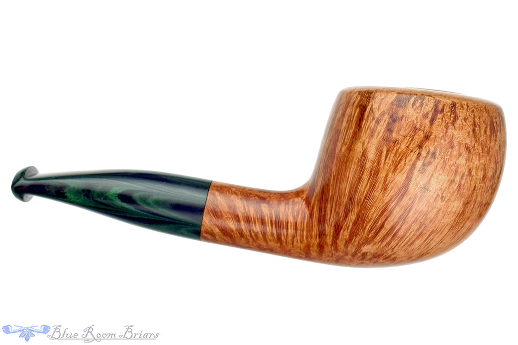 Blue Room Briars is proud to present this RC Sands Pipe Bent Pot with Brindle