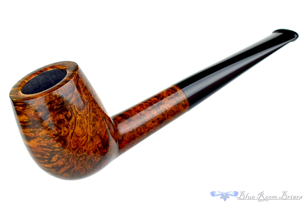 Blue Room Briars is proud to present this Michail Kyriazanos Pipe Classic Billiard