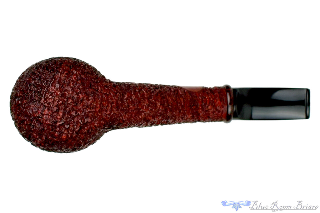 Blue Room Briars is proud to present this Thomas James Pipe Carved Hawkbill with Cumberland Ring