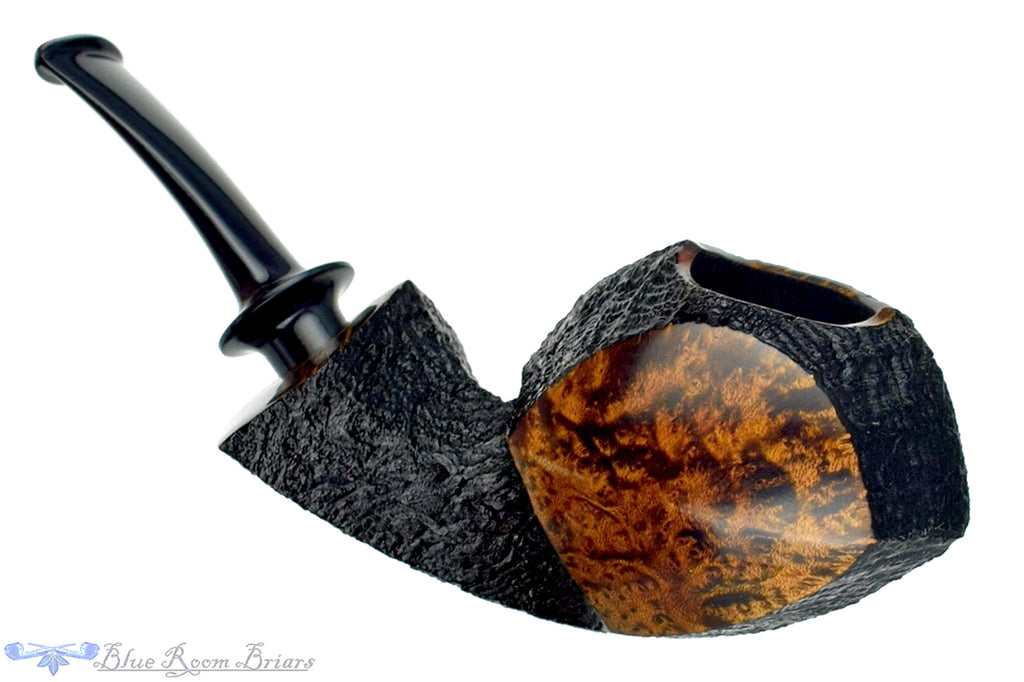 Blue Room Briars is proud to present this David Huber Pipe Sandblast Armored Bull Fish