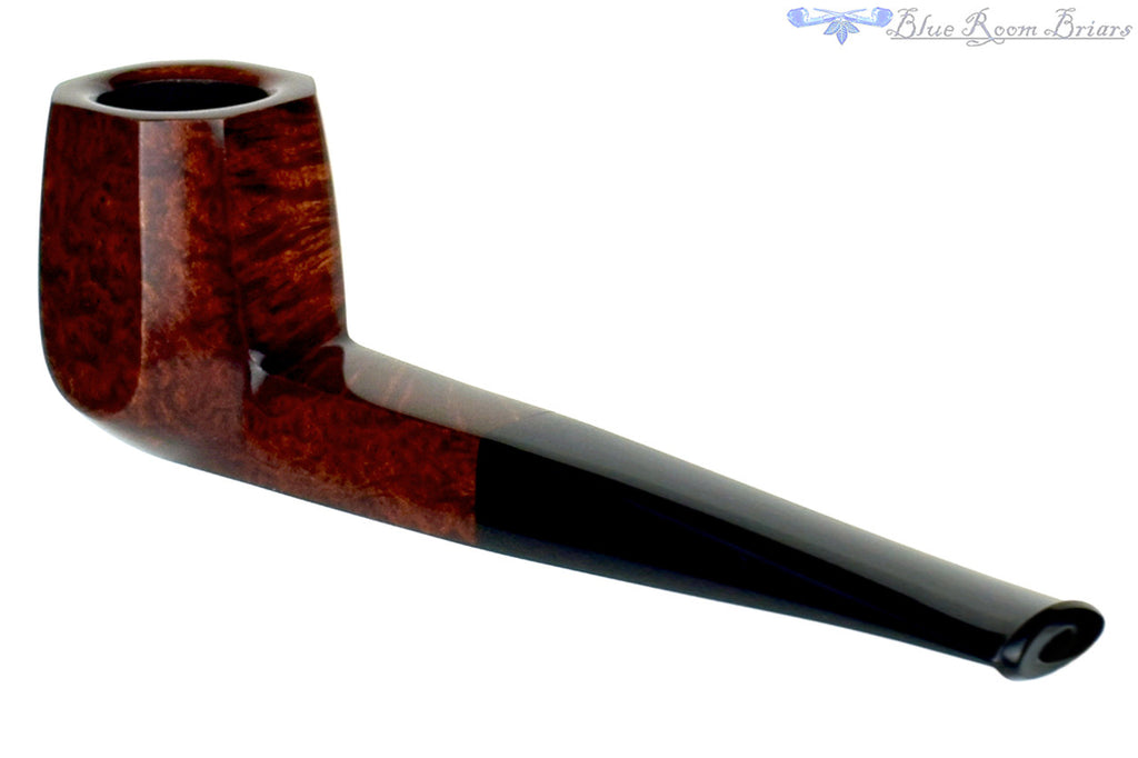 Blue Room Briars is proud to present this Jesse Jones Pipe Smooth Four Square