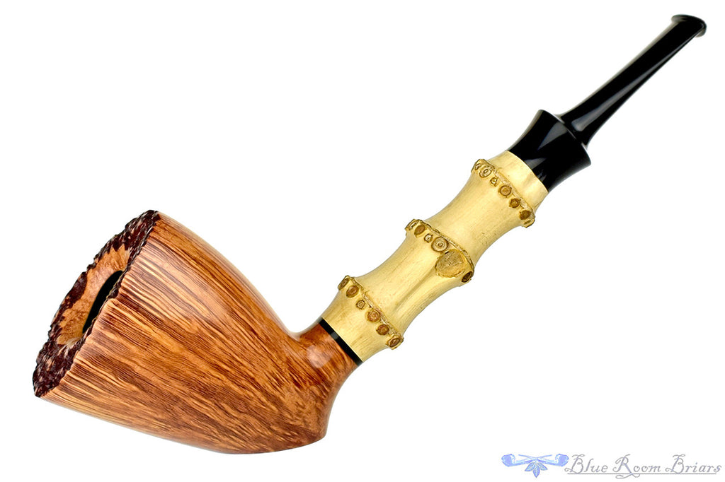 Blue Room Briars is proud to present this Jesse Jones Pipe Sitter Dublin with Plateau and Bamboo