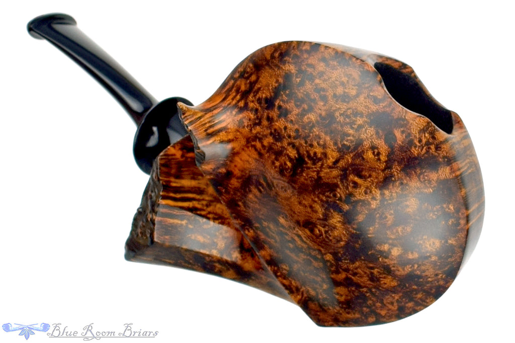 Blue Room Briars is proud to present this David Huber Pipe Smooth Blowfish with Plateau